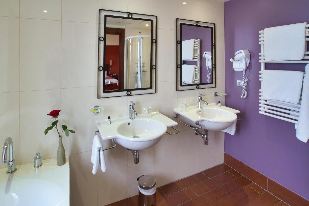 Le Clos Rebillotte Luxeuil-les-Bains Habitación foto